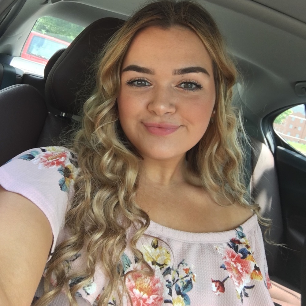 Meet your Posher, Jessica